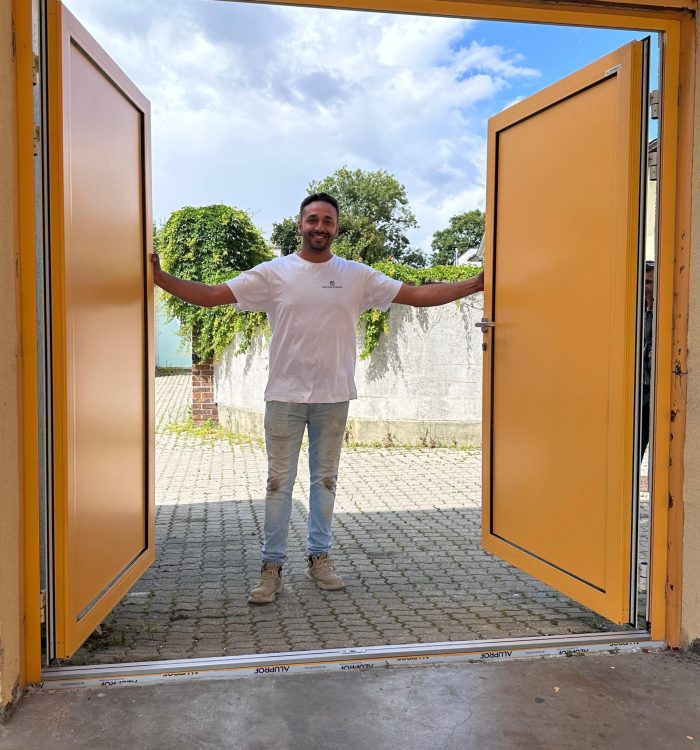 Alutor fürs Stadtbad Mödling